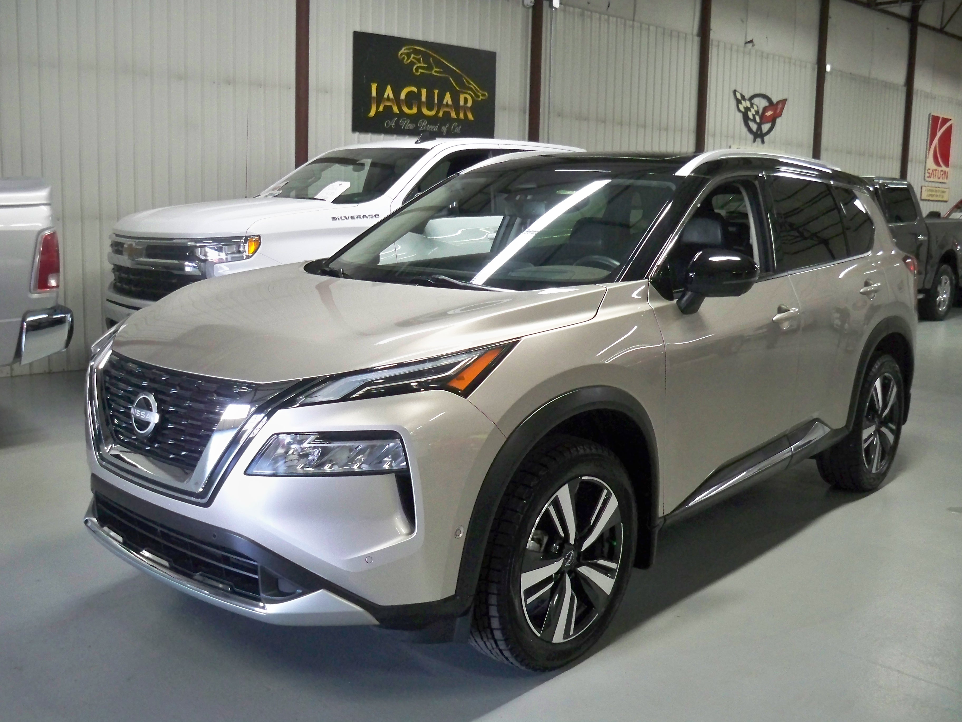 Used 2023 Nissan Rogue Platinum AWD