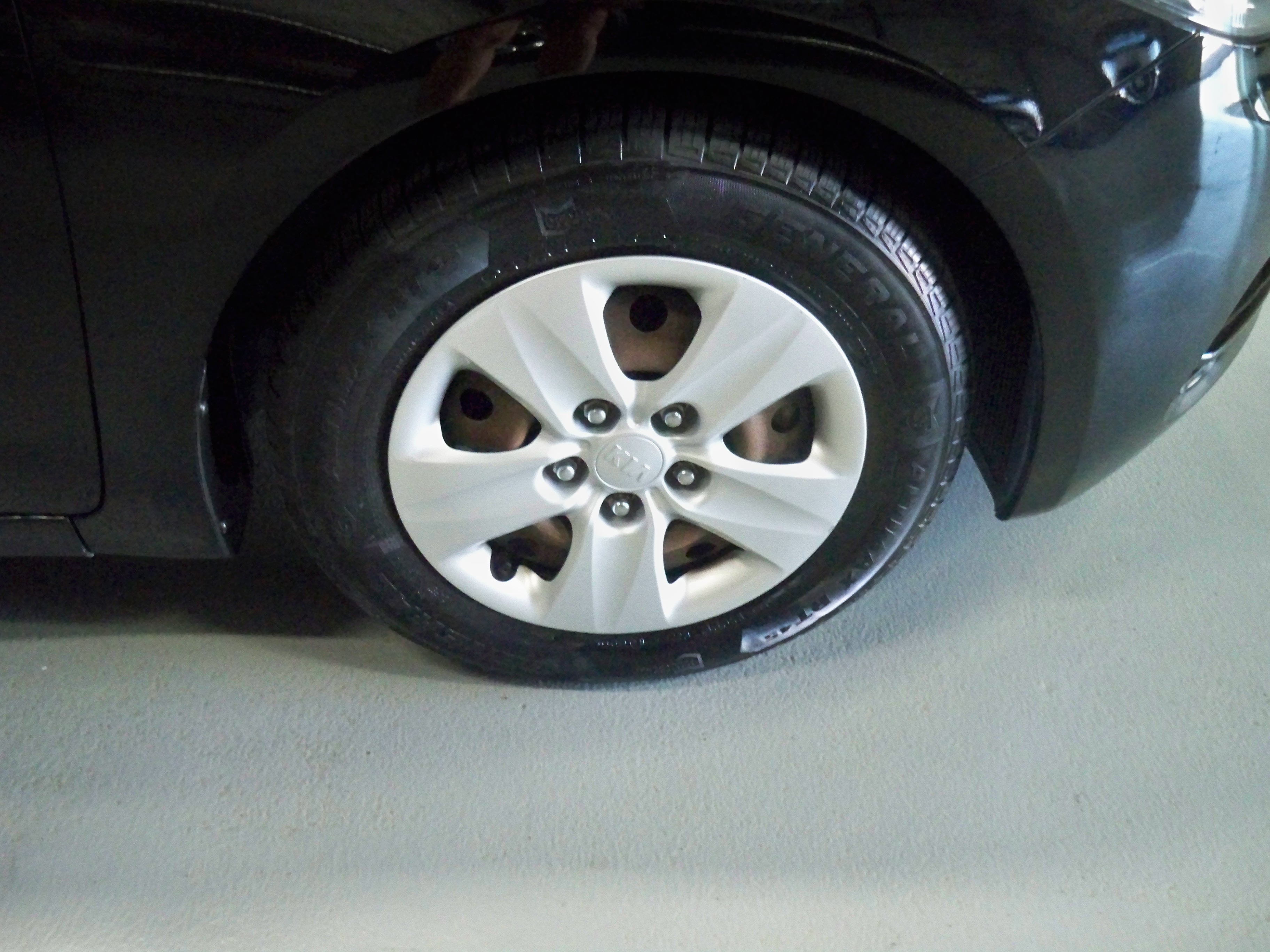 2016 Kia Forte LX - Photo 12