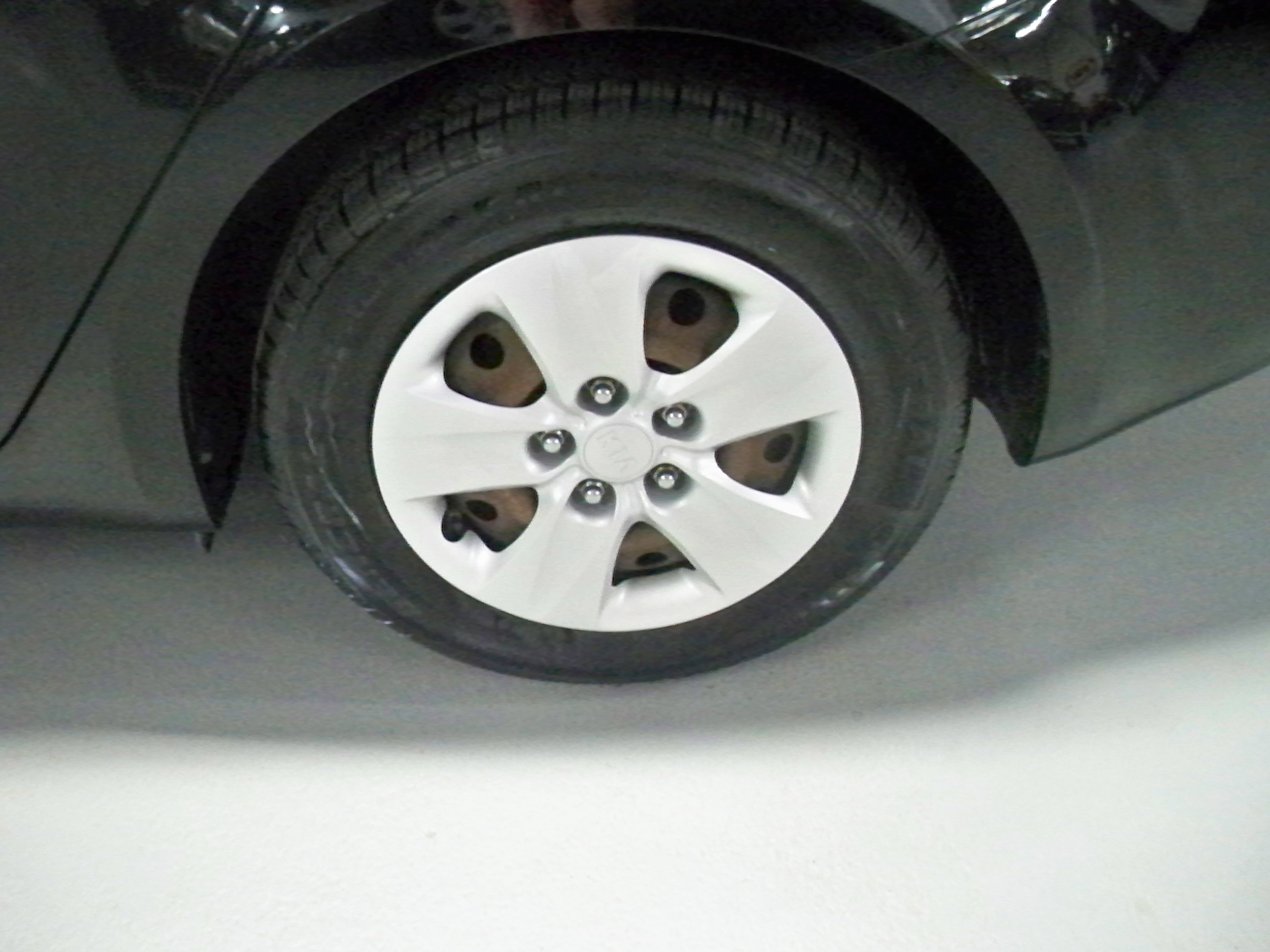 2016 Kia Forte LX - Photo 14