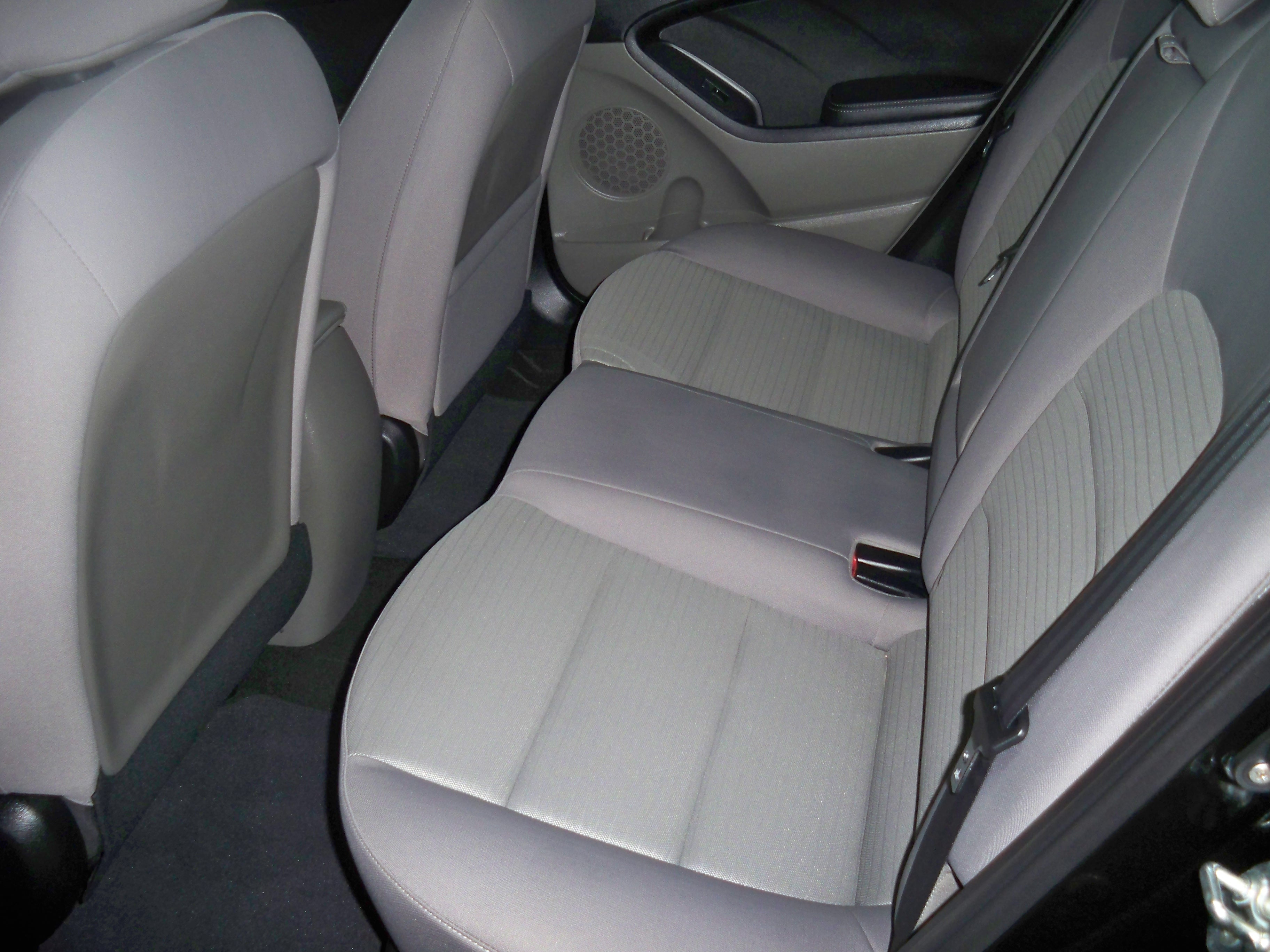 2016 Kia Forte LX - Photo 9