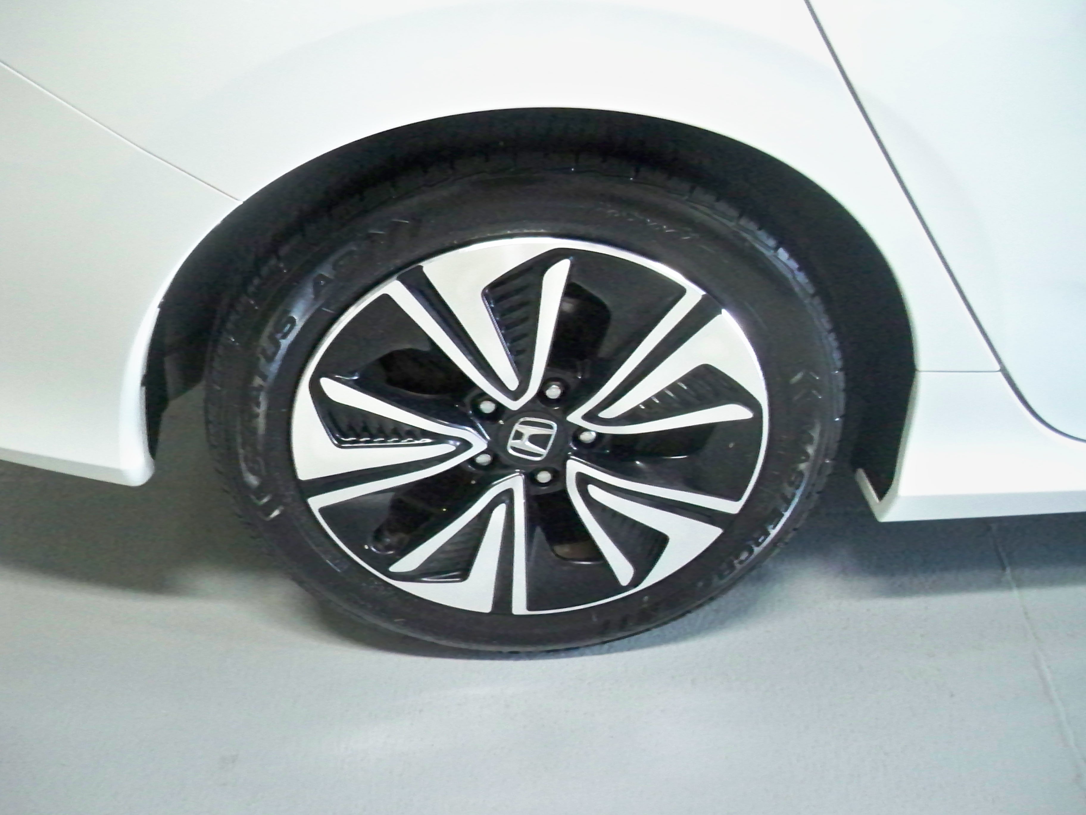 2018 Honda Civic EX-T - Photo 16