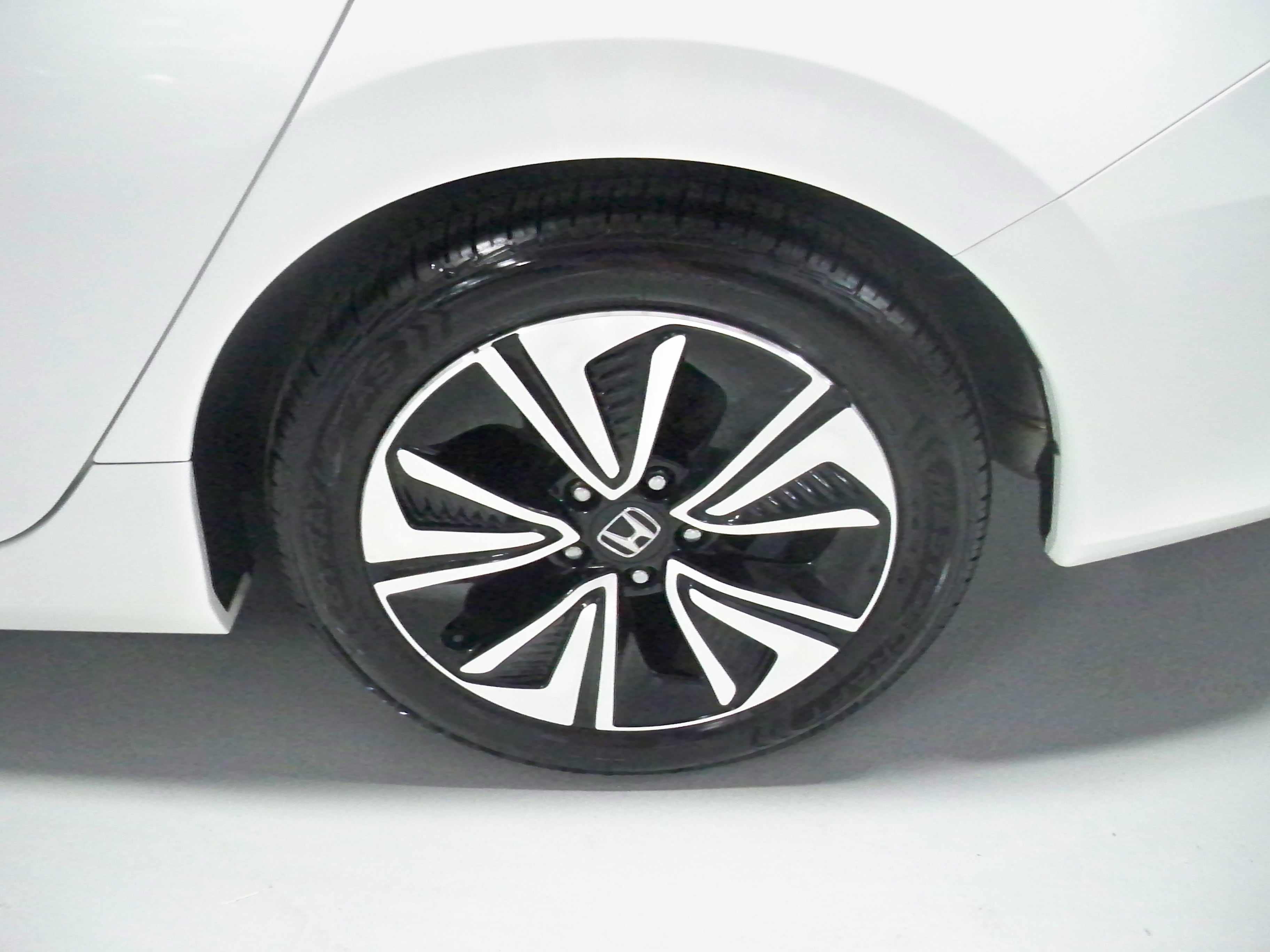 2018 Honda Civic EX-T - Photo 17