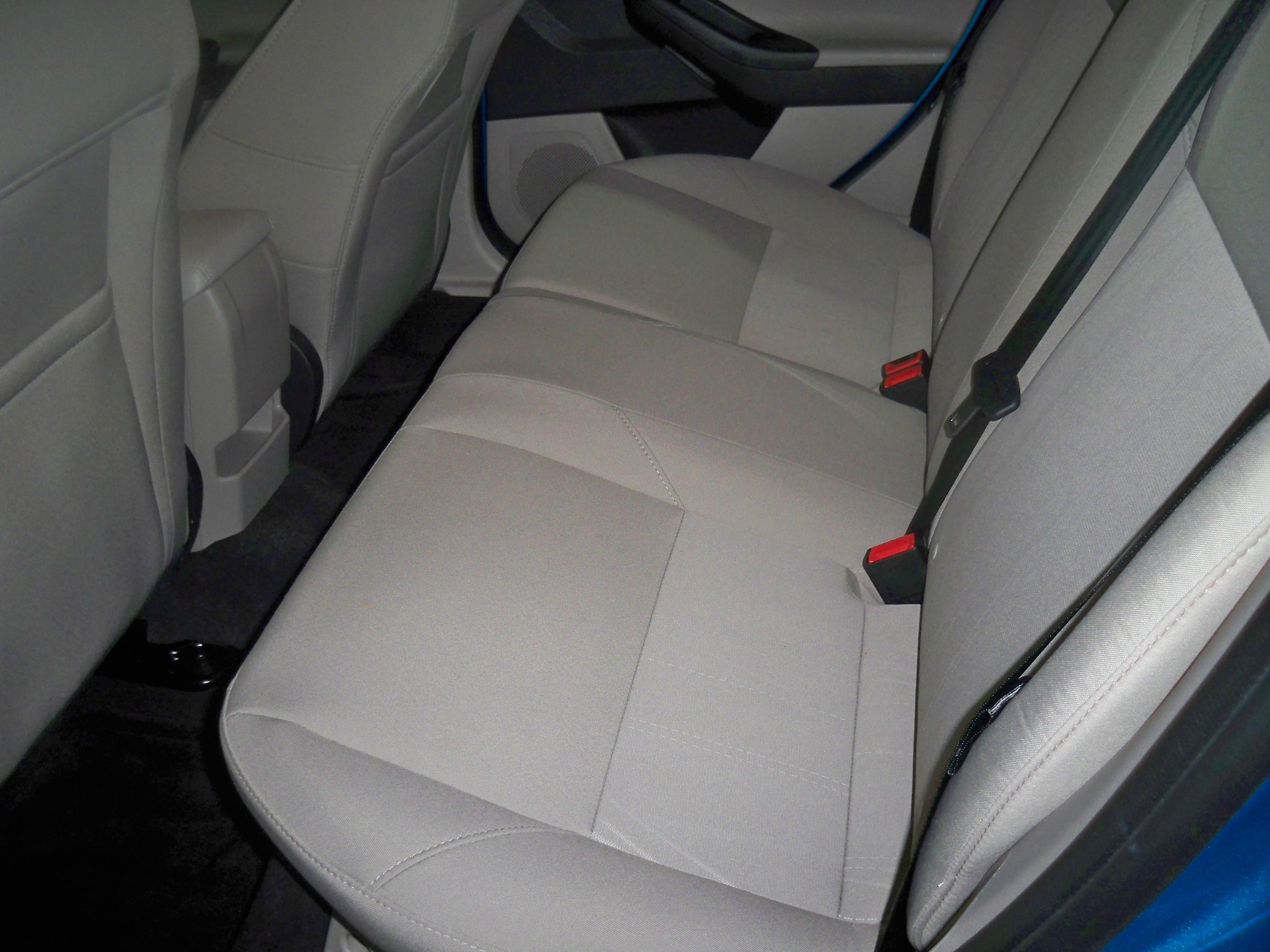 2017 Ford Focus SE - Photo 9